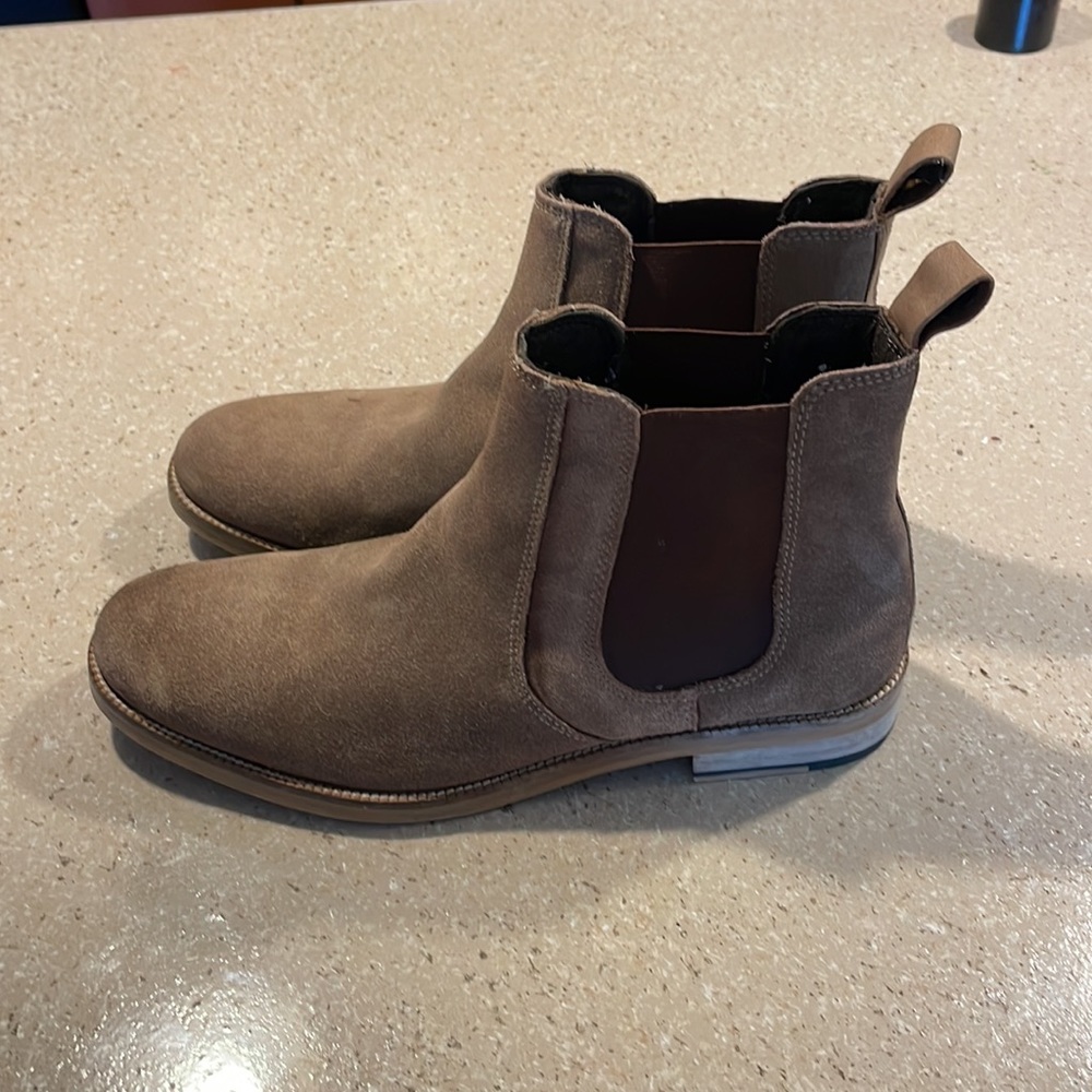 Crevo Men’s Denham Chelsea Boots - Picture 3 of 5